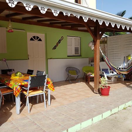 Bel Appartement - Proche Des Plages De Sainte Anne Екстер'єр фото